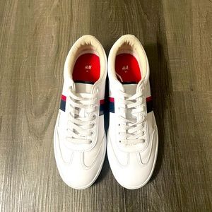 Editions EUR 40 US 7.5